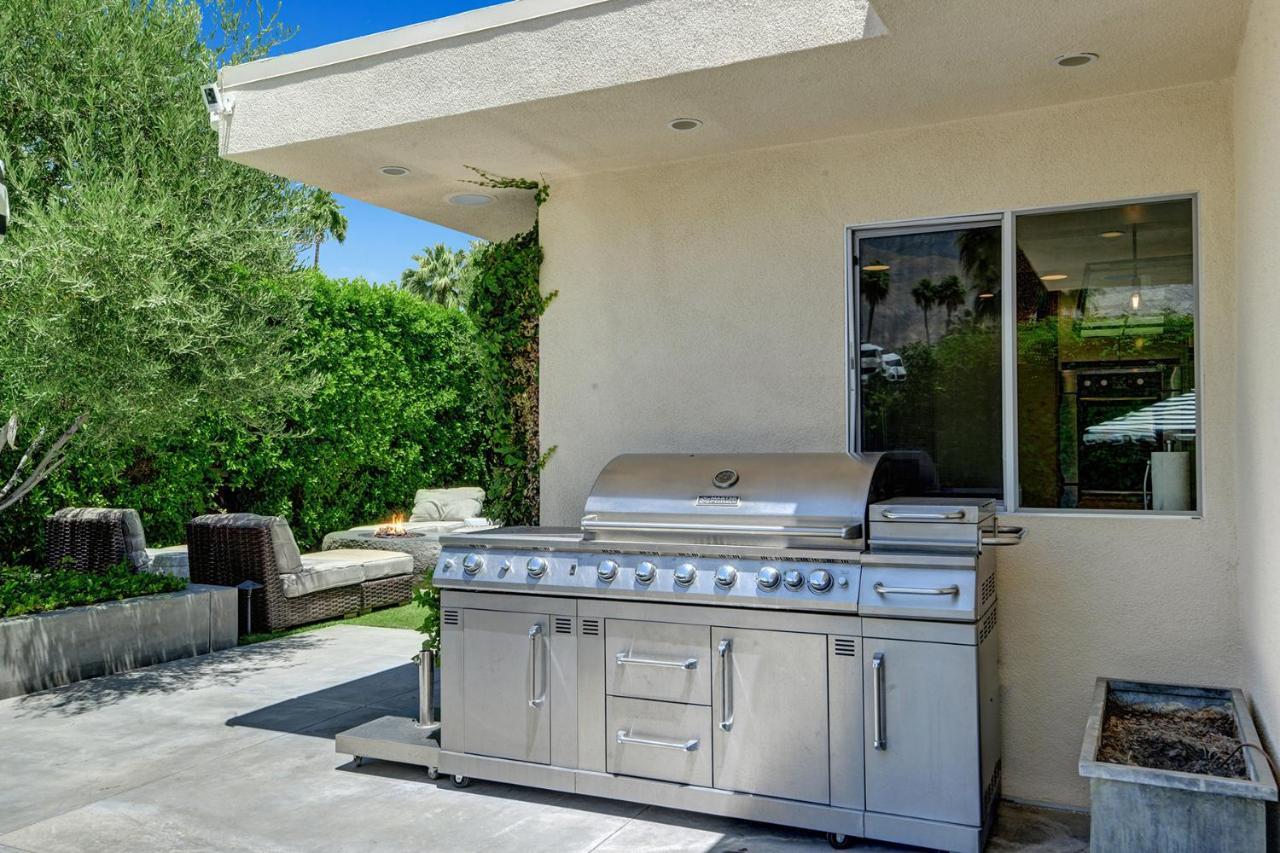 Canyon Palms Estate- Ultra-Luxe, Pool, Spa, Firepit, Outdoor Kitchen & More Palm Springs Eksteriør billede