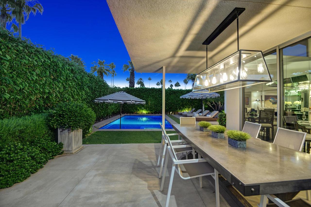 Canyon Palms Estate- Ultra-Luxe, Pool, Spa, Firepit, Outdoor Kitchen & More Palm Springs Eksteriør billede