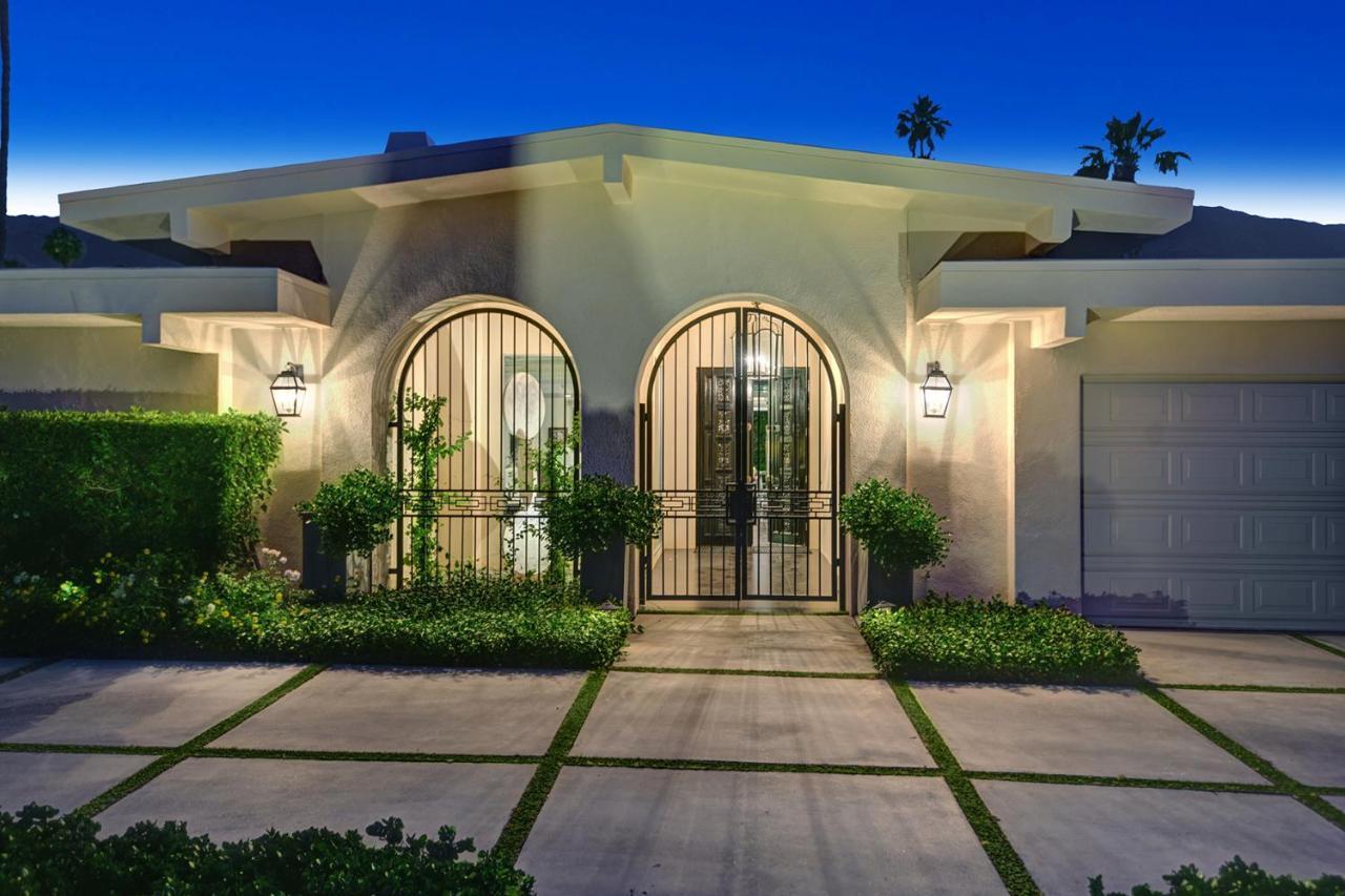 Canyon Palms Estate- Ultra-Luxe, Pool, Spa, Firepit, Outdoor Kitchen & More Palm Springs Eksteriør billede